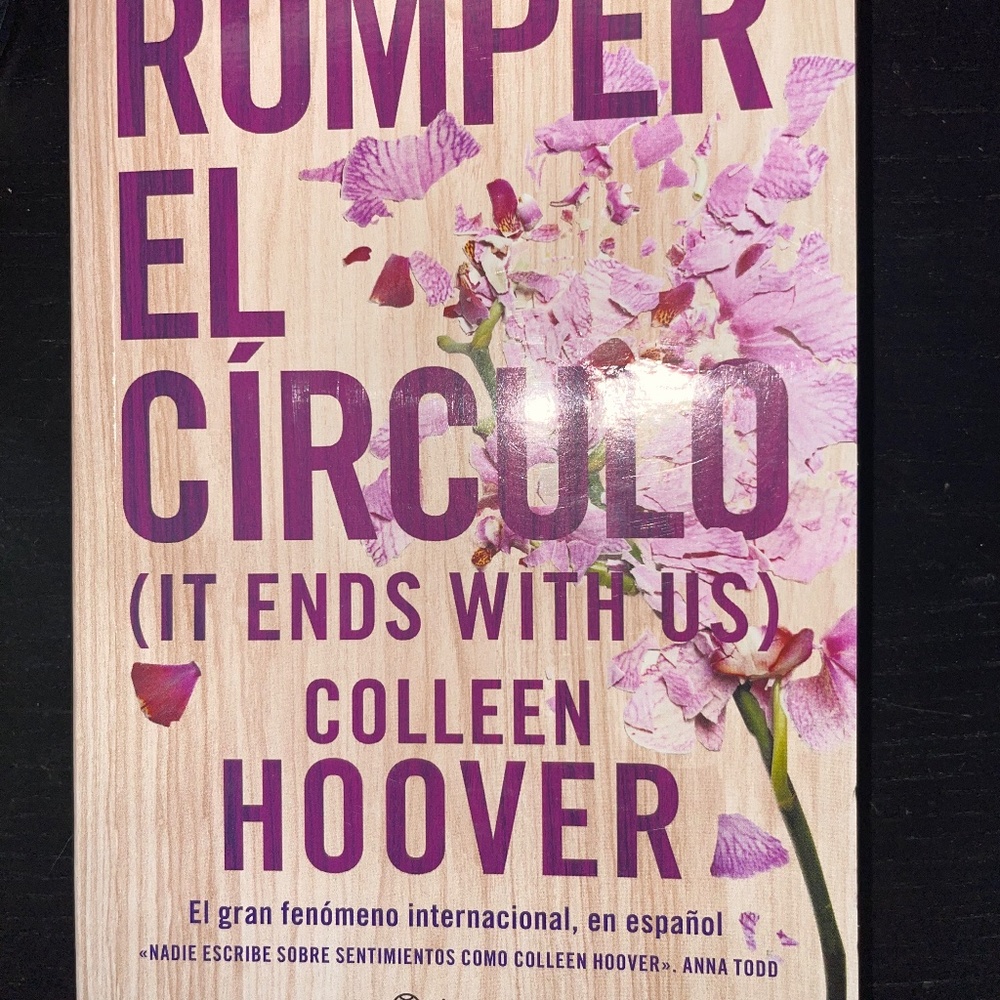 Books - Picture 5 of 10